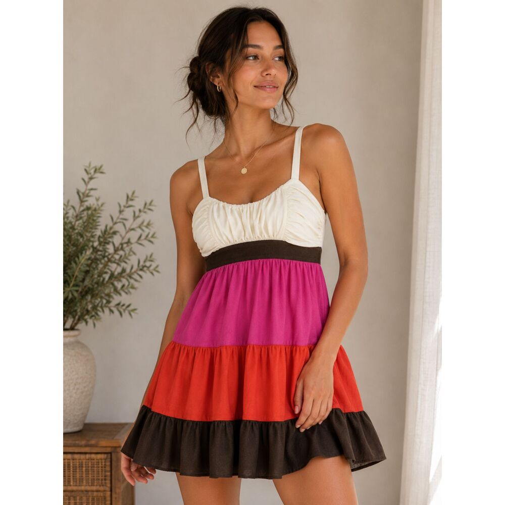 NWOT Candie’s Colorblock Tiered Babydoll Mini Dress Stretch Bust Padded Lined Cu